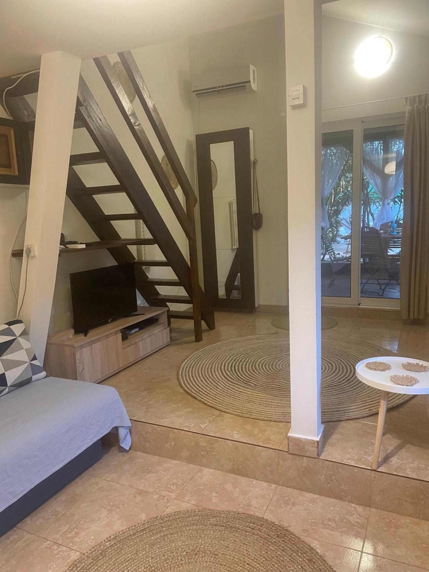 Anna Apartment ウトイェハ エクステリア 写真